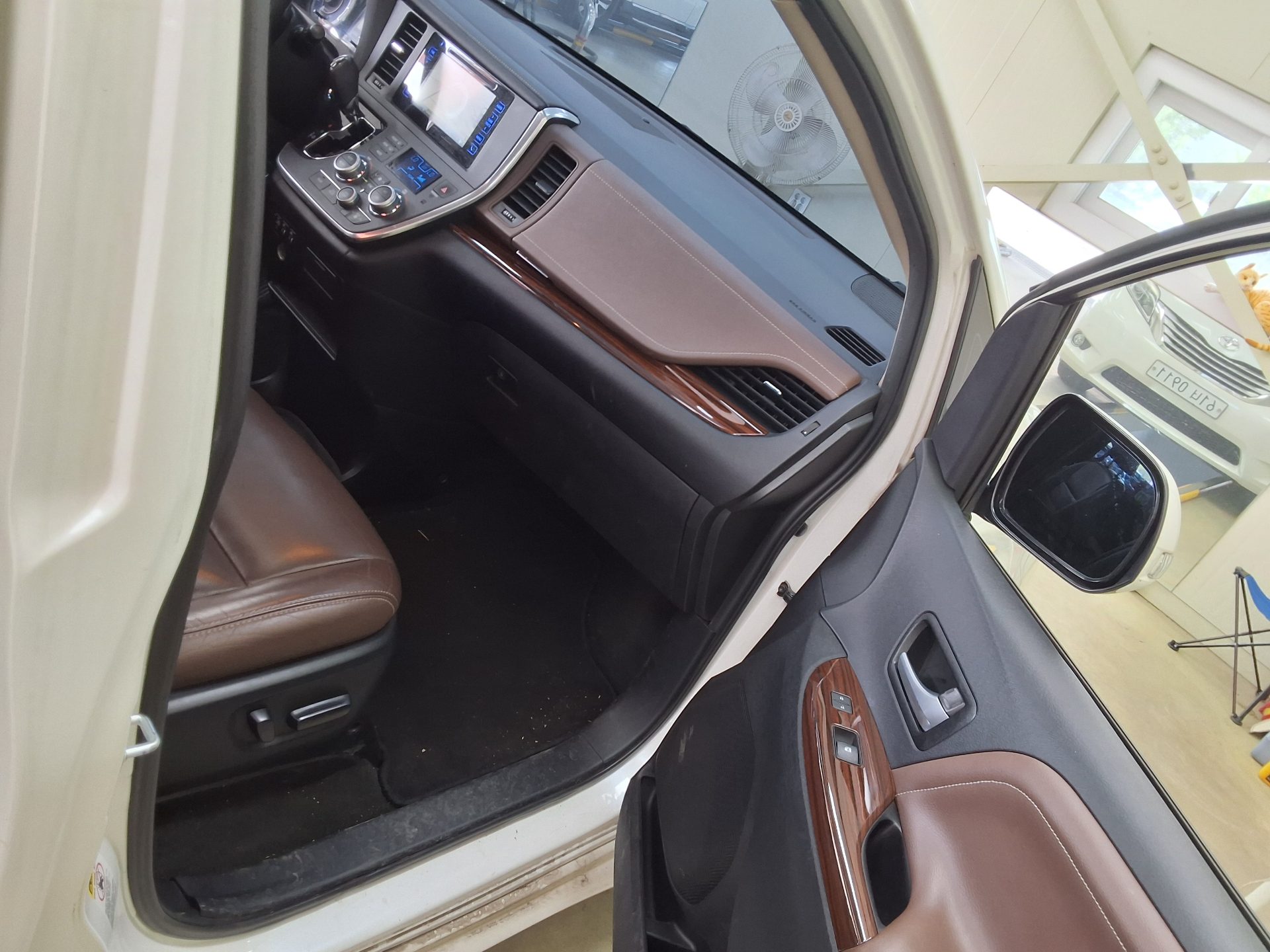 Toyota Sienna 2015 - Image 13
