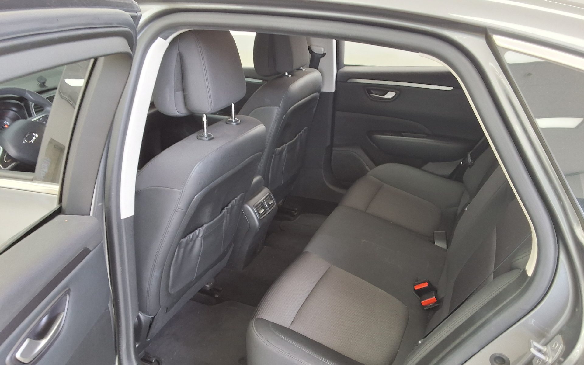 Renault Samsung SM6 2019 - Image 11