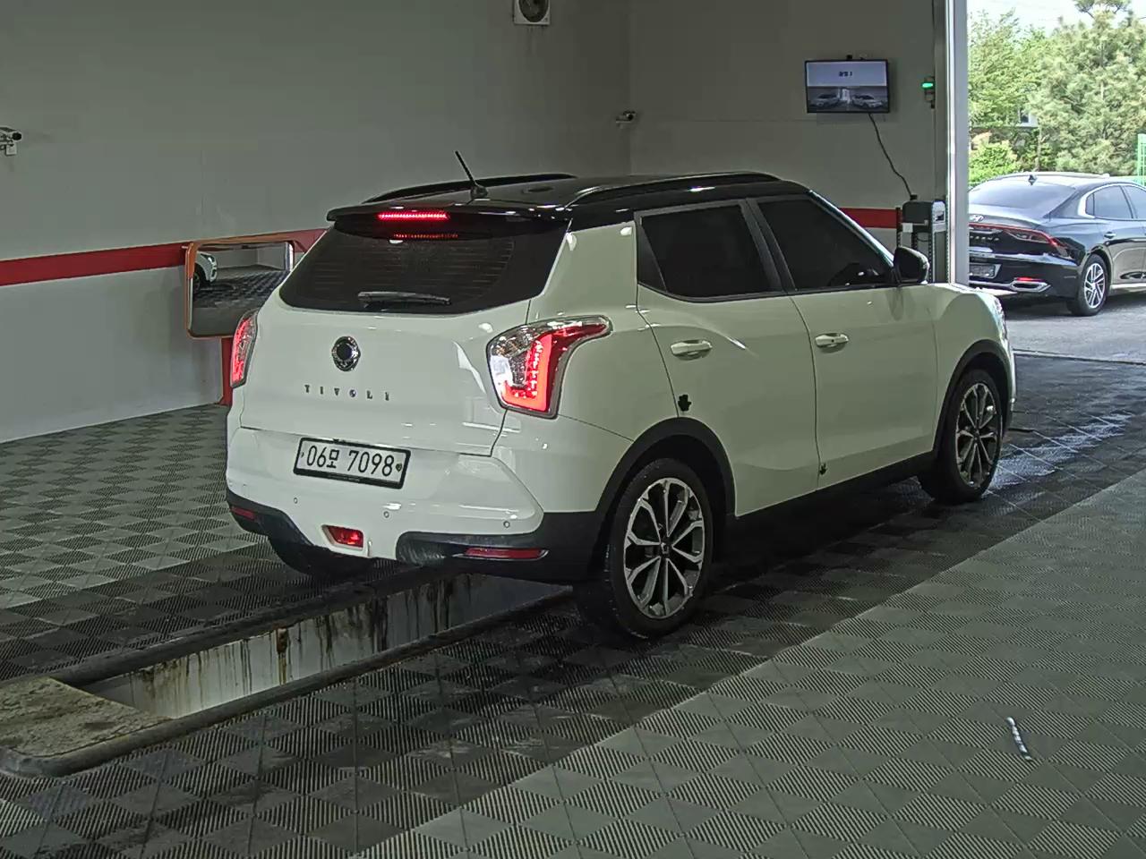 쌍용자동차 티볼리 2018 - 이미지 4