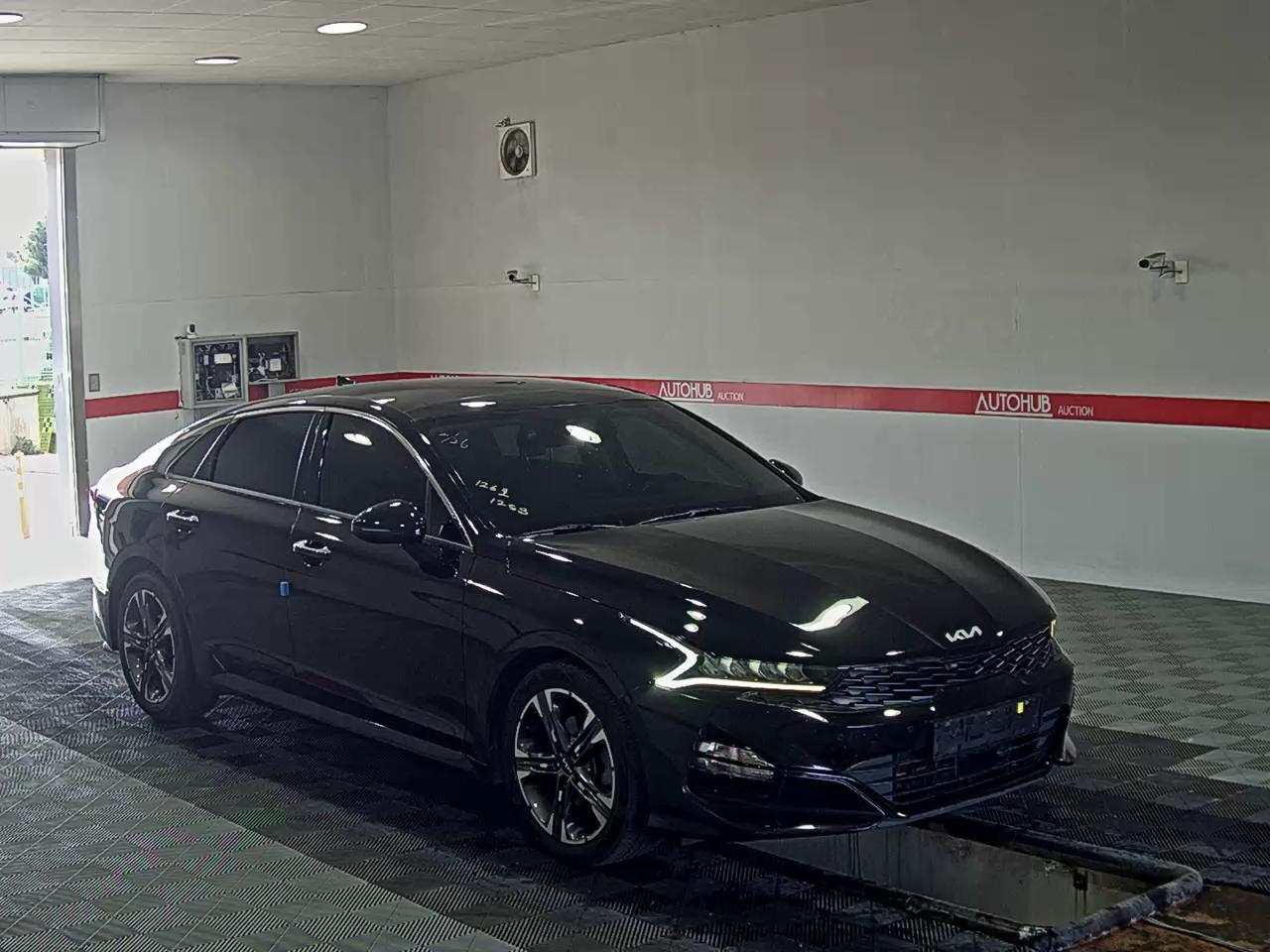 Kia K5 2022 - Image 2