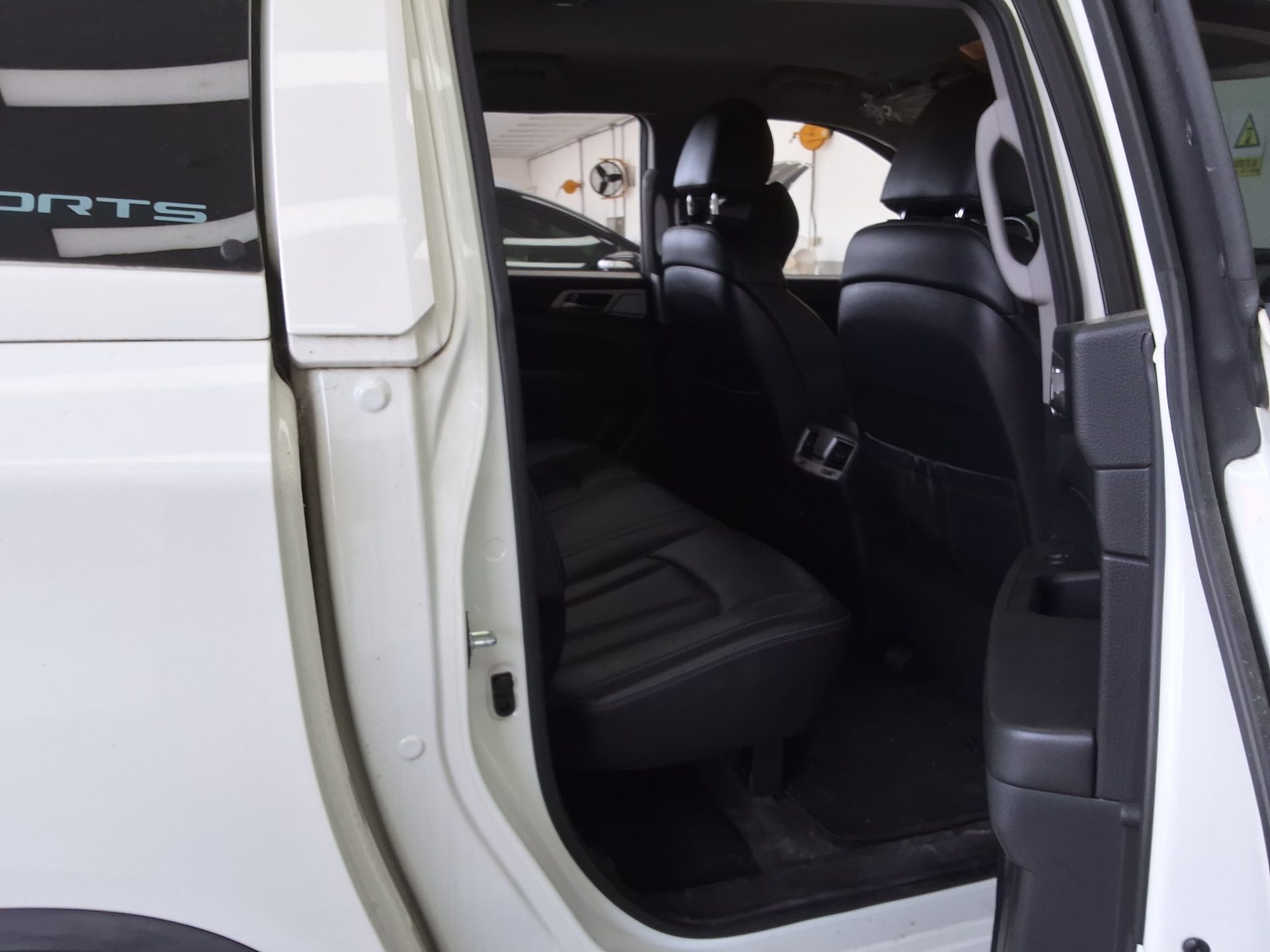 KG Mobility Rexton Sports 2019 - Image 13