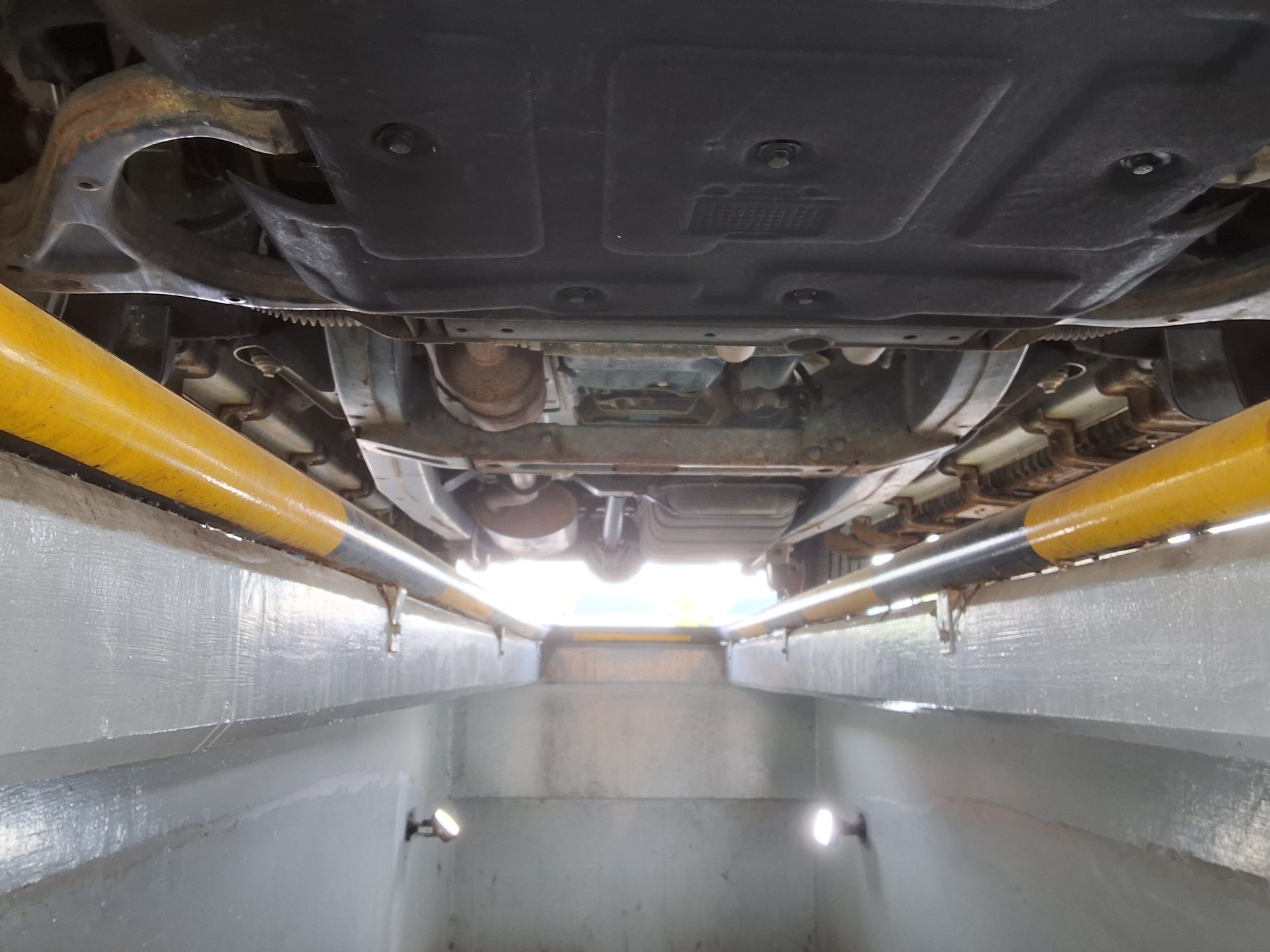 KG Mobility Rexton Sports 2019 - Image 8