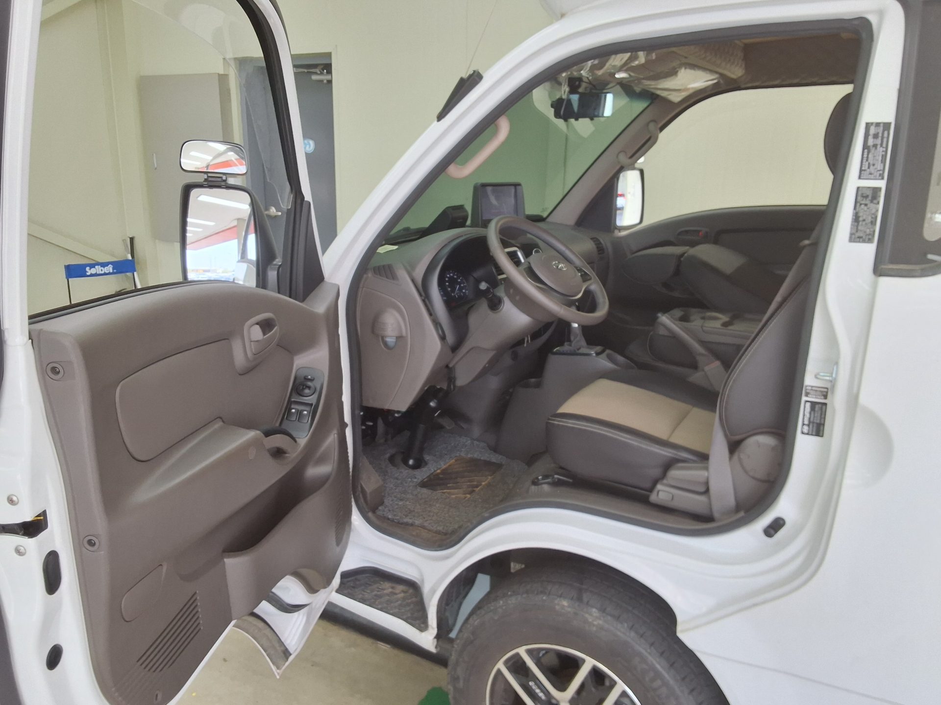 Hyundai Porter 2023 - Image 9