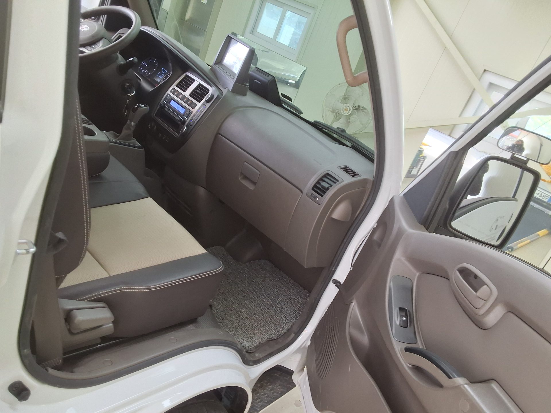 Hyundai Porter 2023 - Image 11