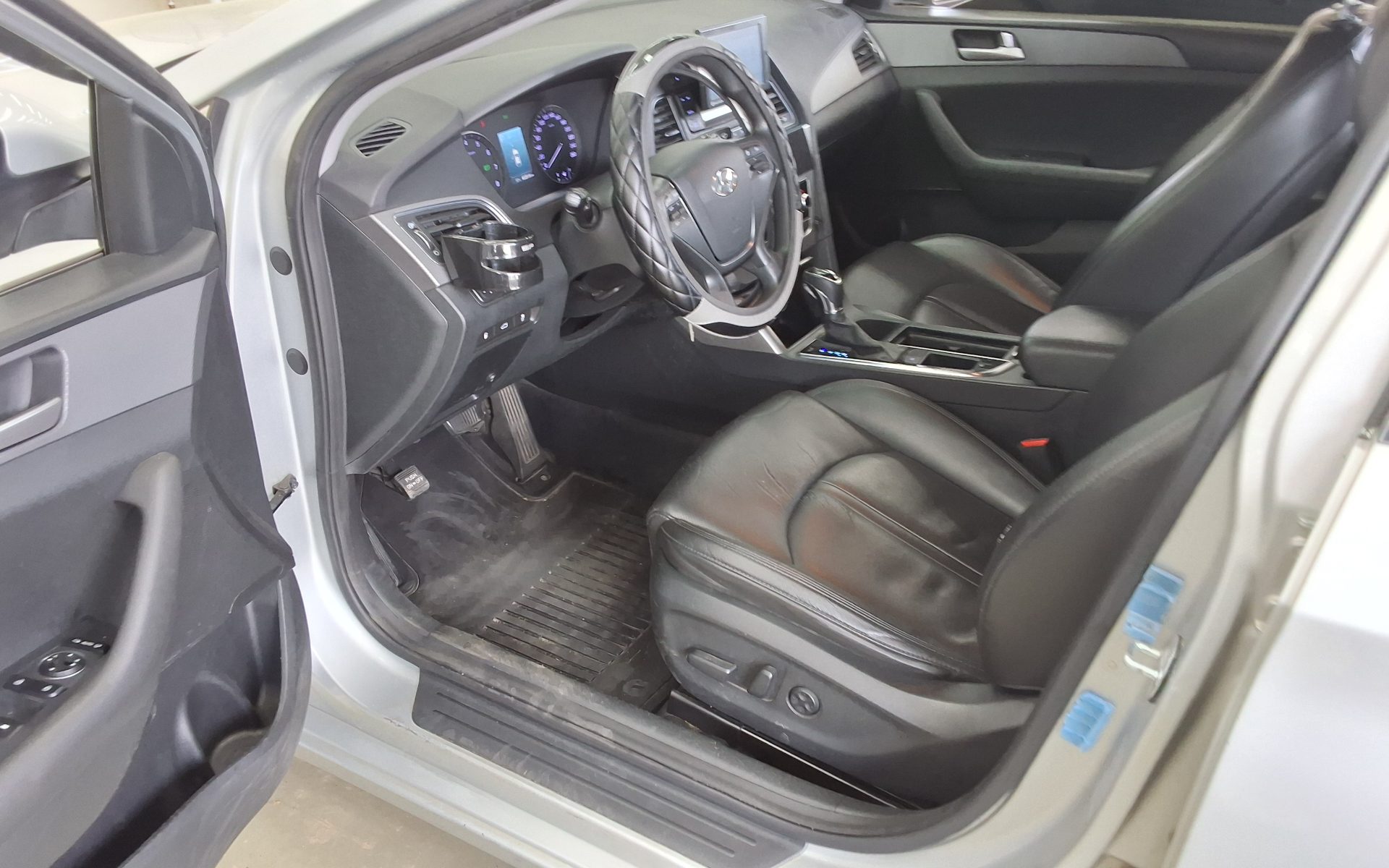 Hyundai Sonata 2017 - Image 9