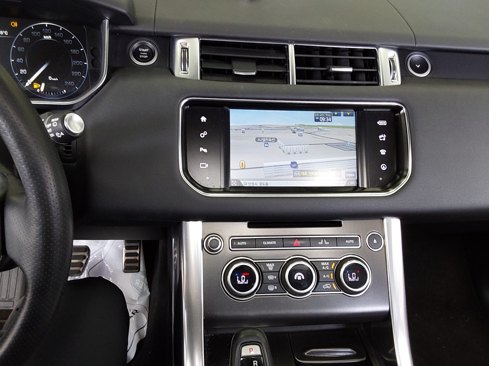 Land Rover Range Rover 2016 - Image 18