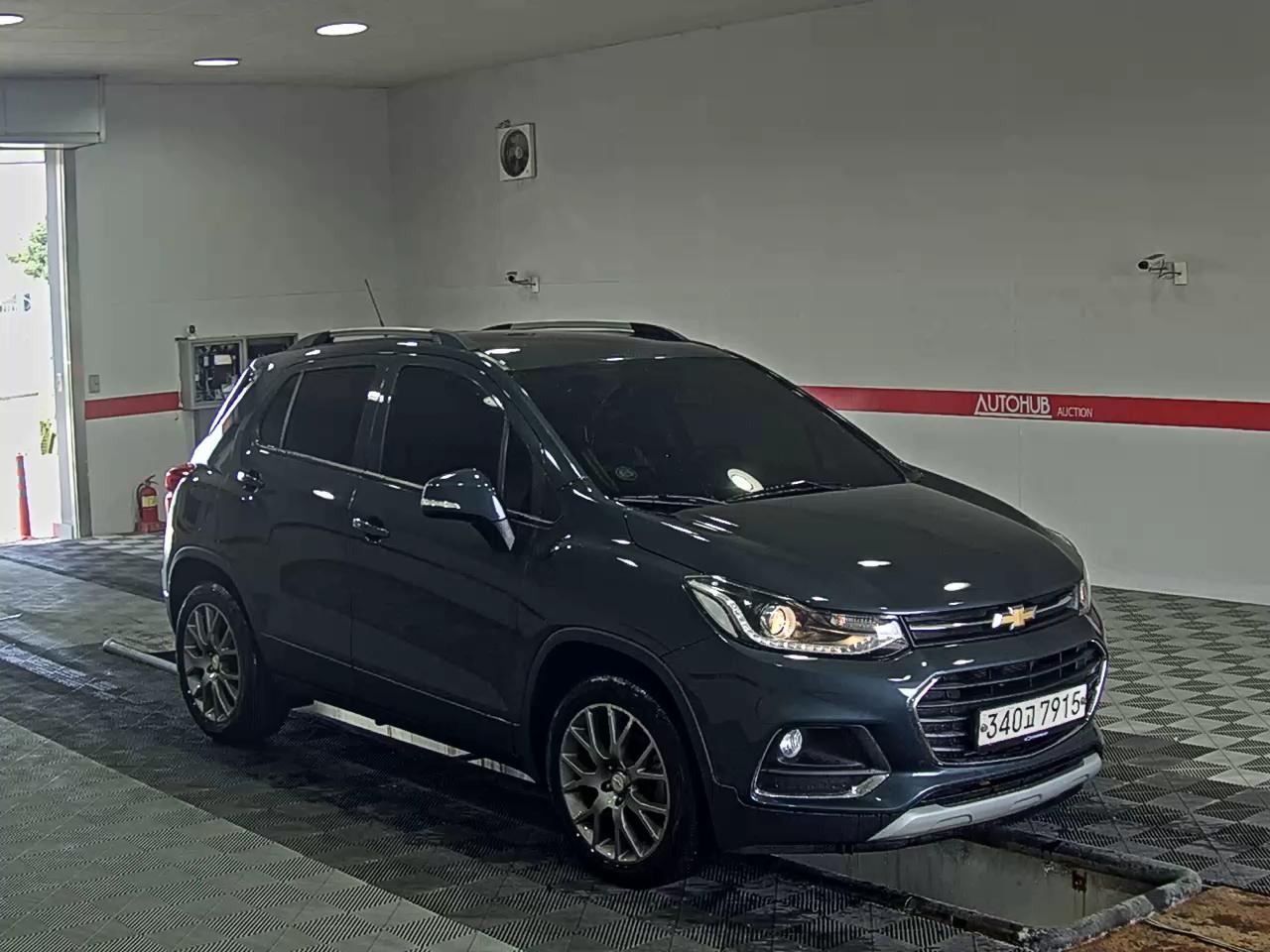 Chevrolet Trax 2021 - Image 2