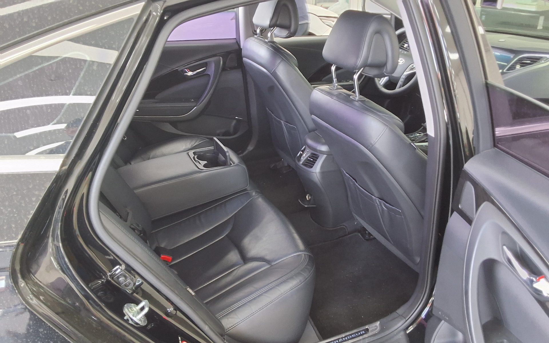 Hyundai Grandeur 2015 - Image 12