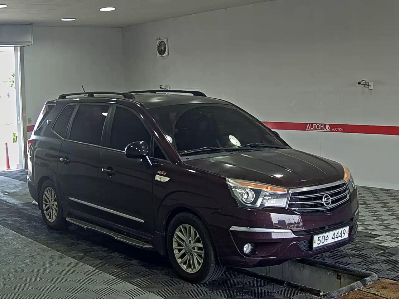 KG Mobility Korando Turismo 2014 - Image 2