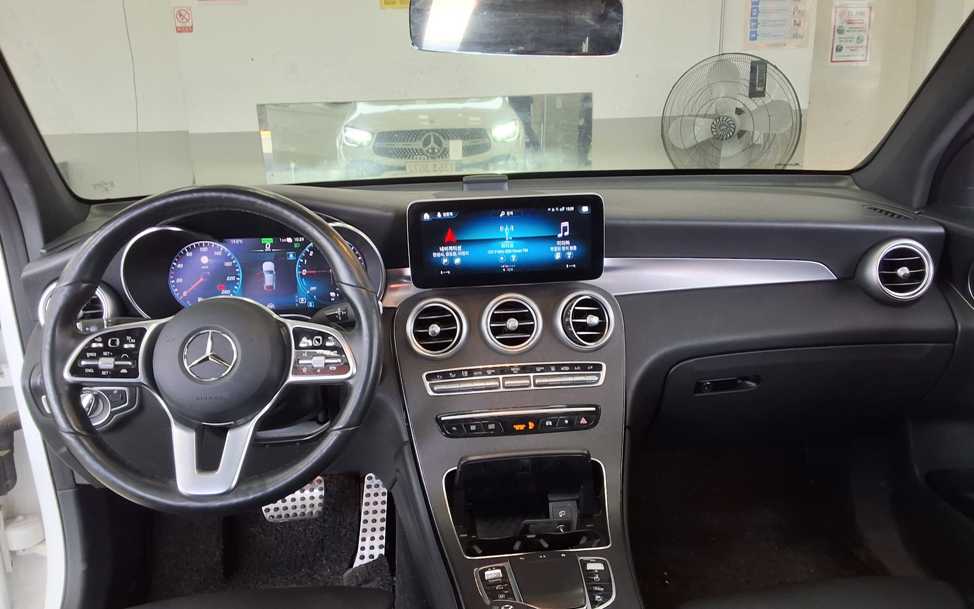مرسيدس بنز GLC 2021 - صورة 10