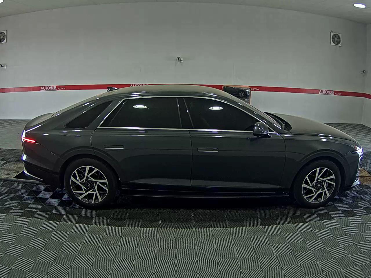 2025 - hyundai grandeur