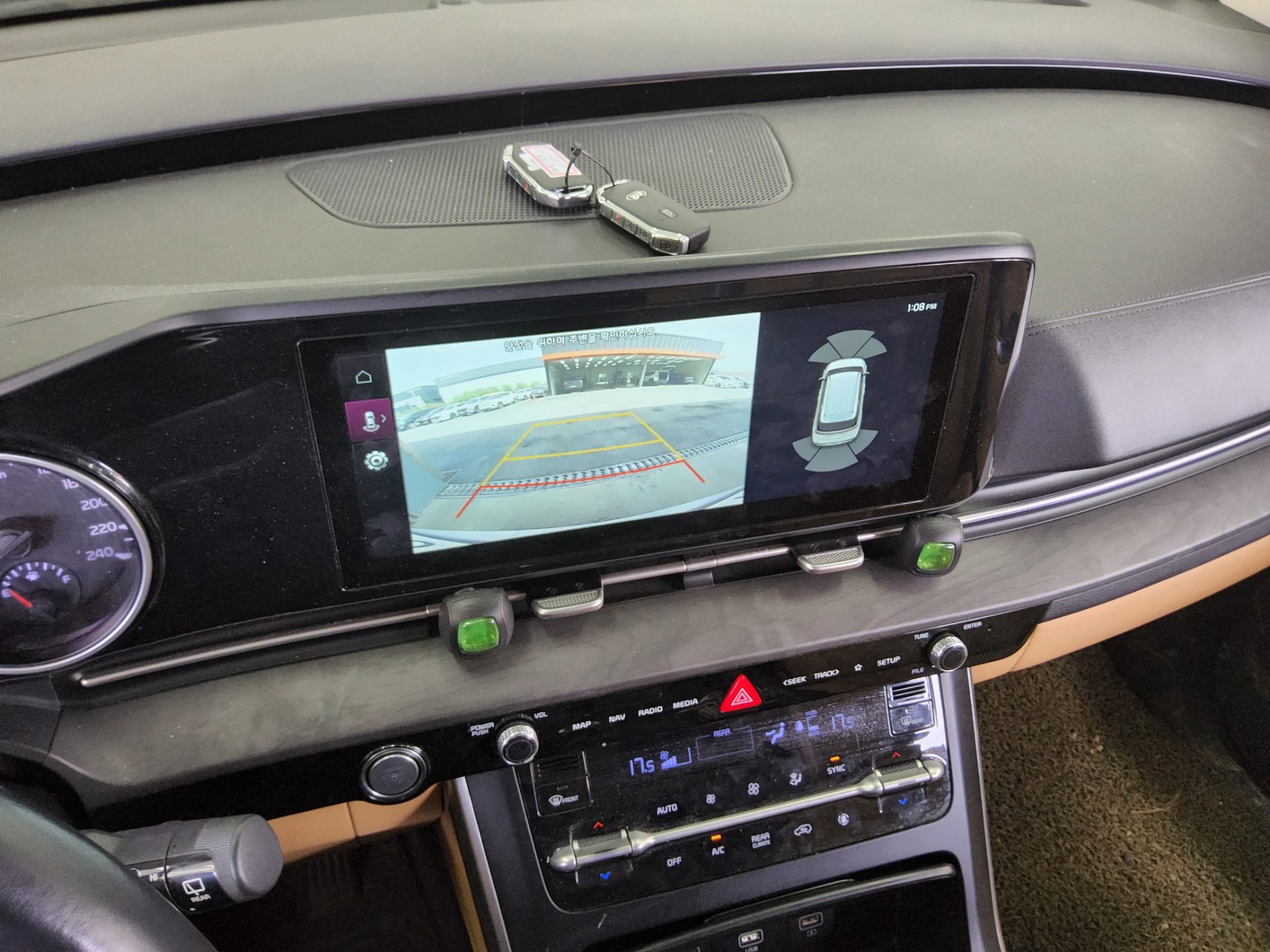 Kia Carnival 2021 - Image 17