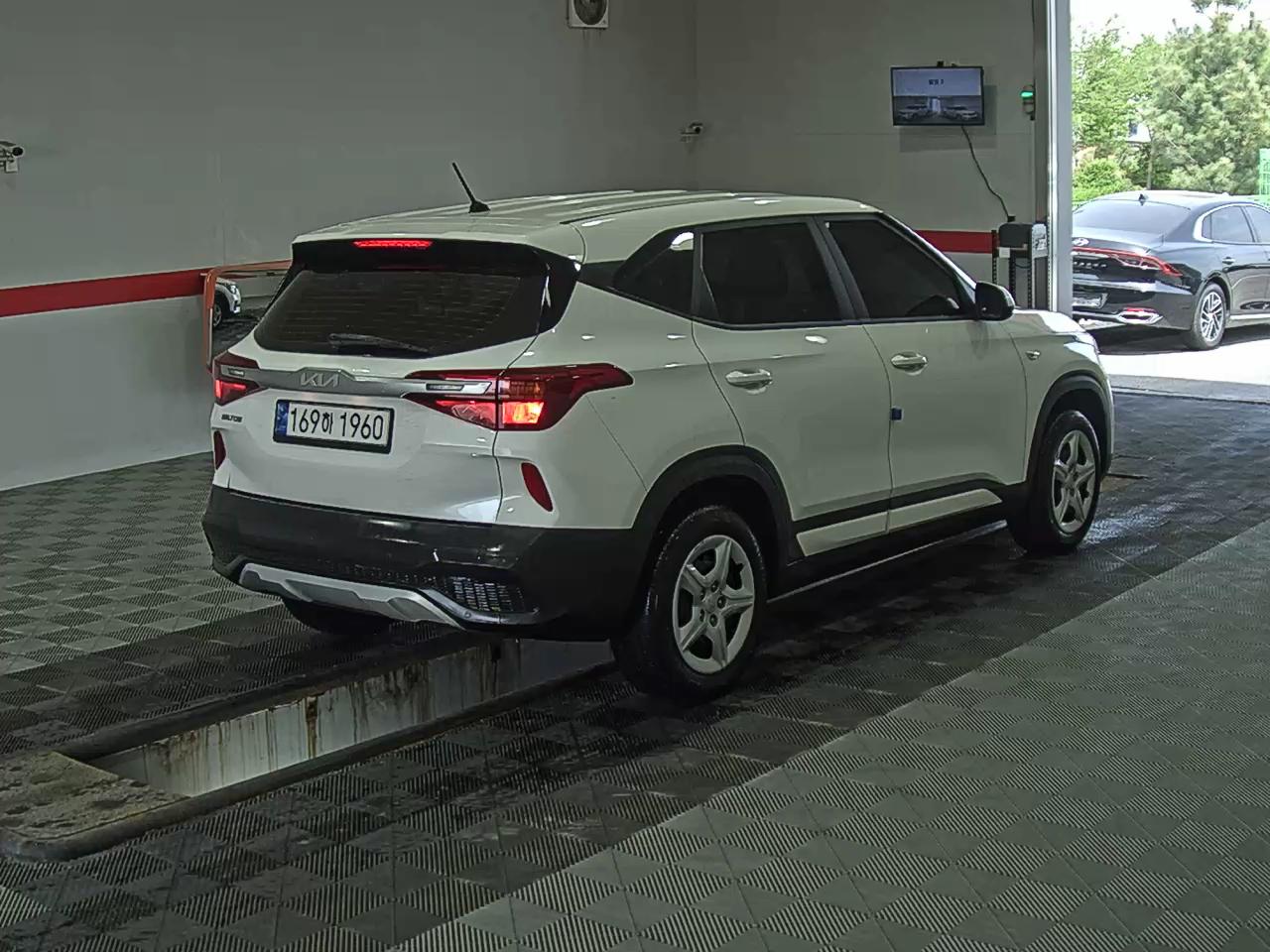 Kia Seltos 2023 - Image 4