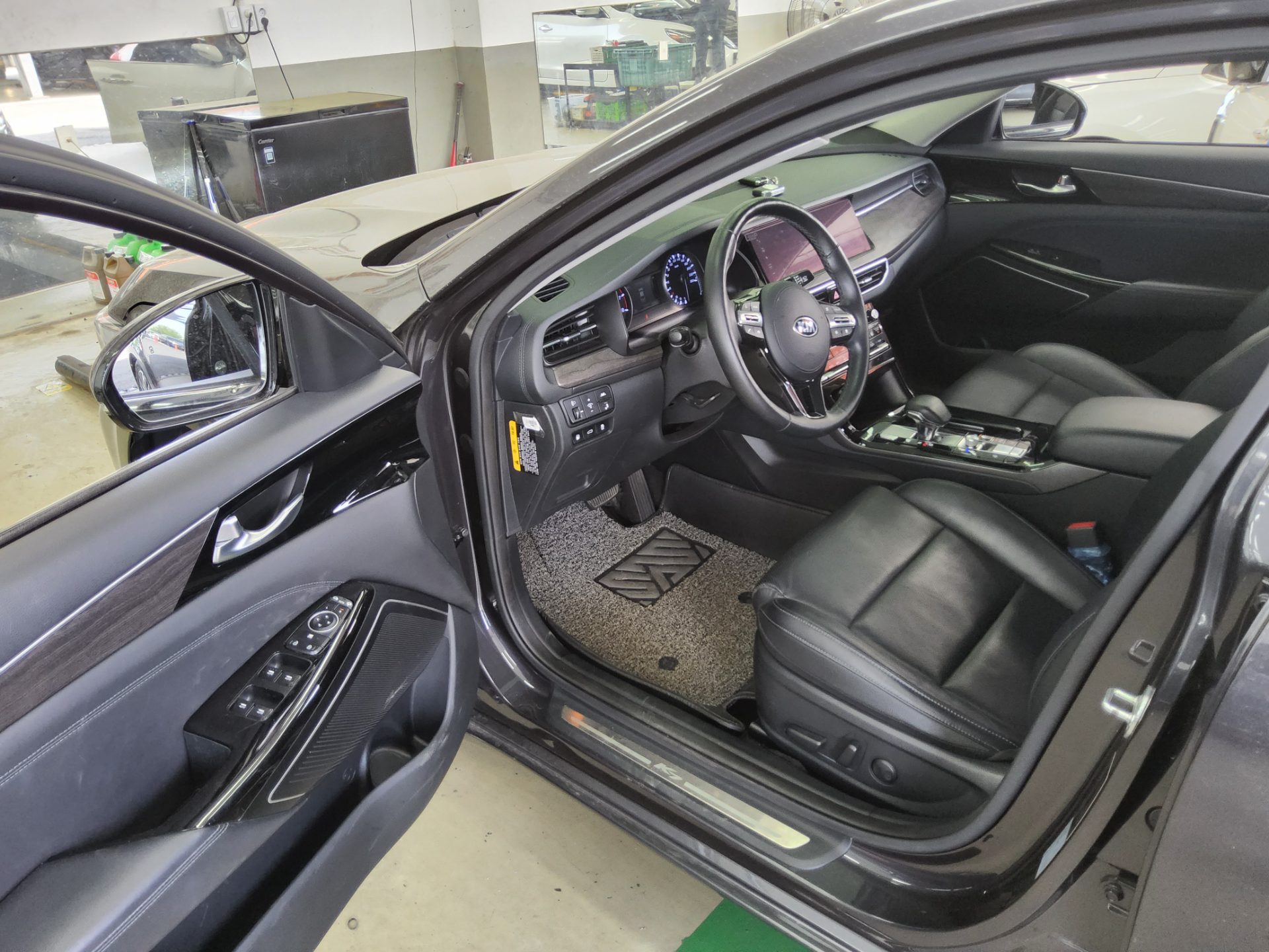 Kia K7 2020 - Image 9