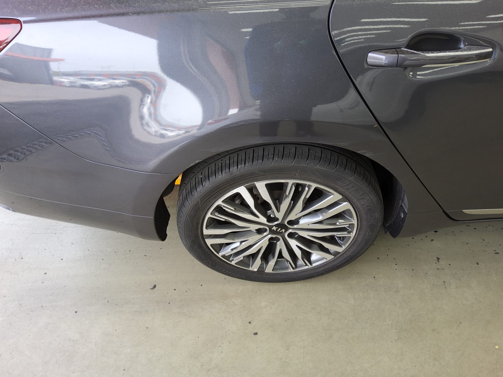 Kia K7 2020 - Image 21