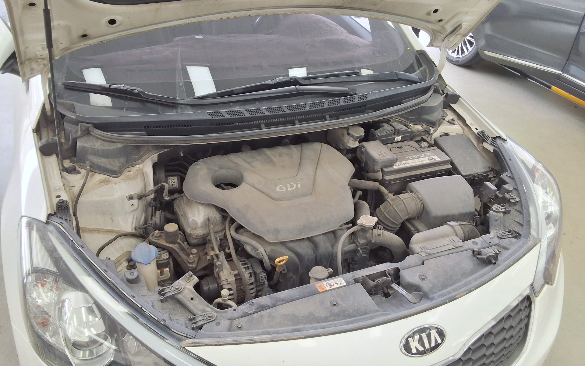 Kia K3 2014 - Image 19