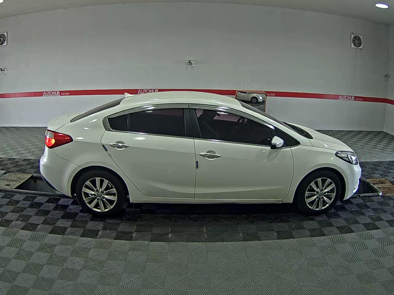 Kia K3 2014 - Image 3