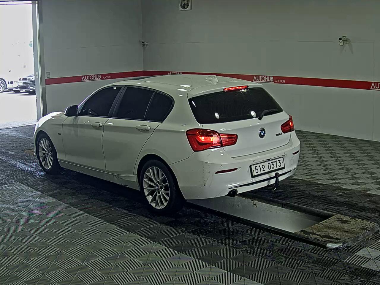 BMW 1 Series 2016 - Image 5