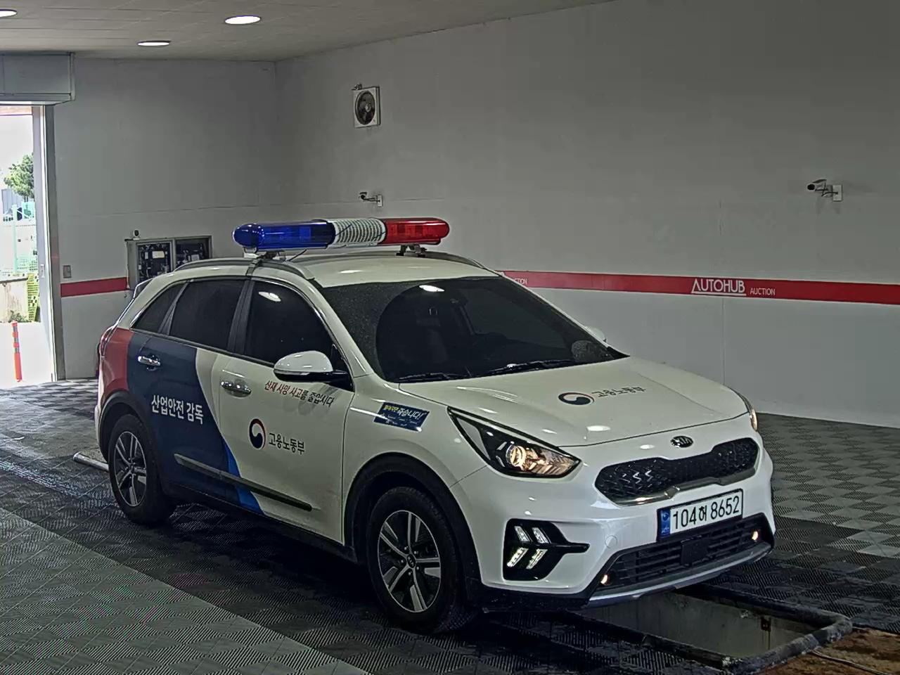 كيا نيرو 2021 - صورة 2