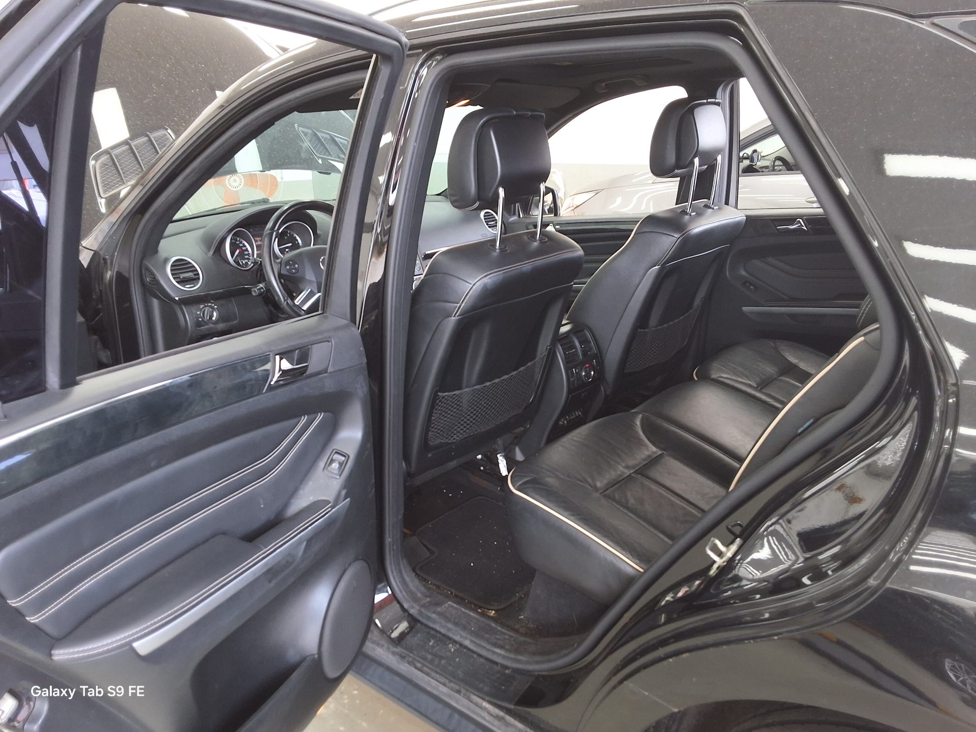 Mercedes-Benz Other 2011 - Image 11