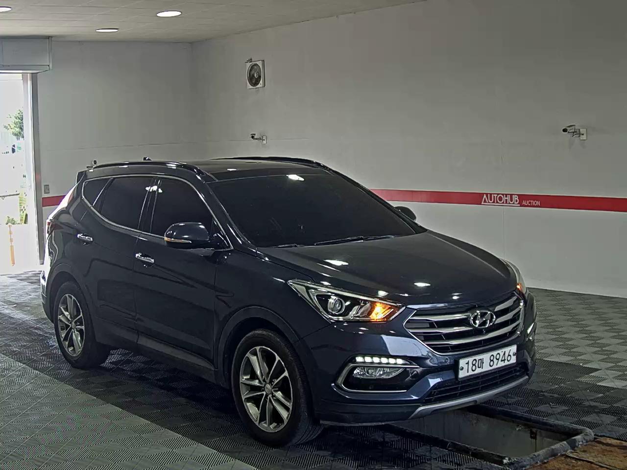 Hyundai Santa Fe 2016 - Image 2