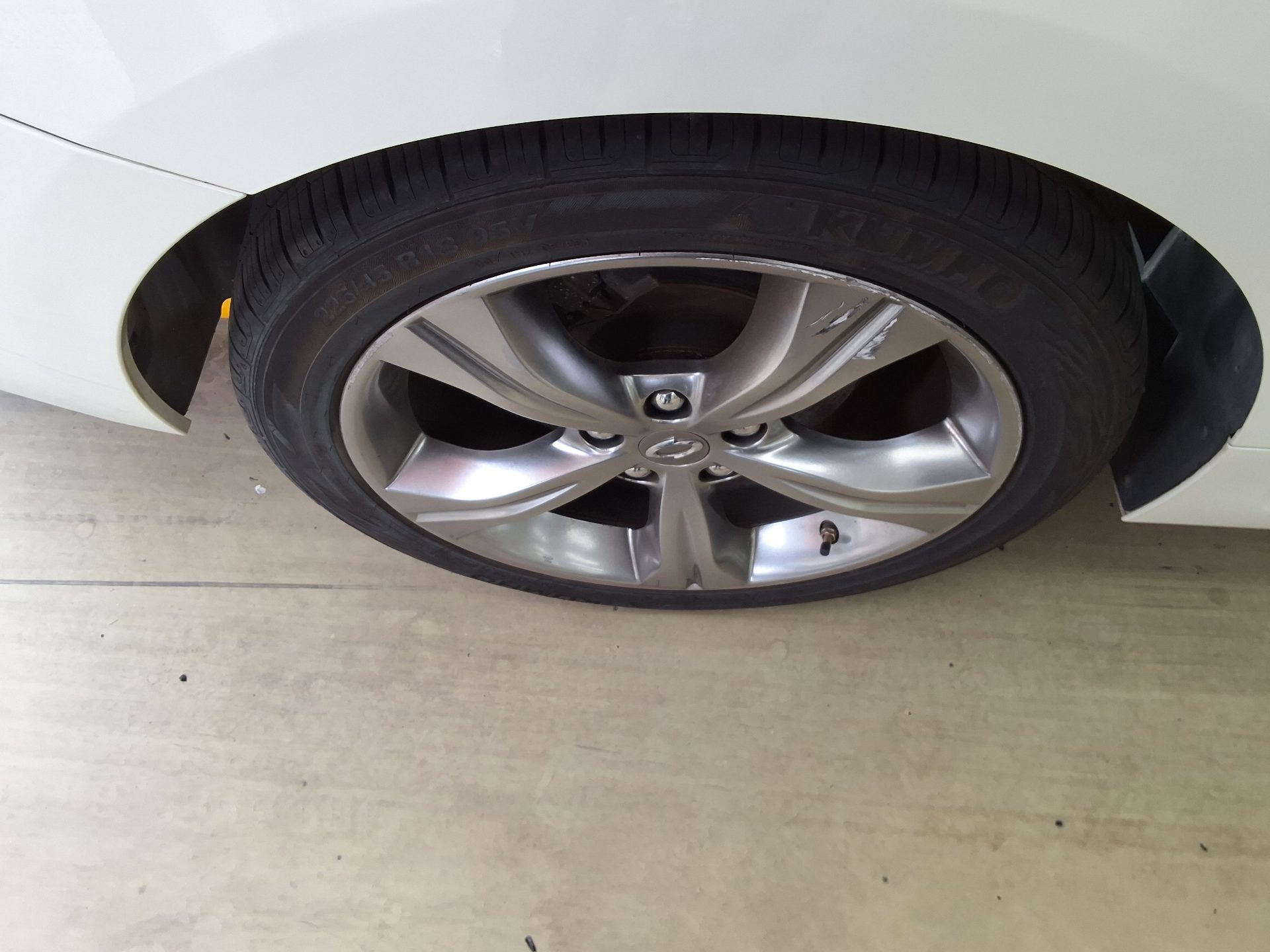 Renault Samsung SM7 2013 - Image 21