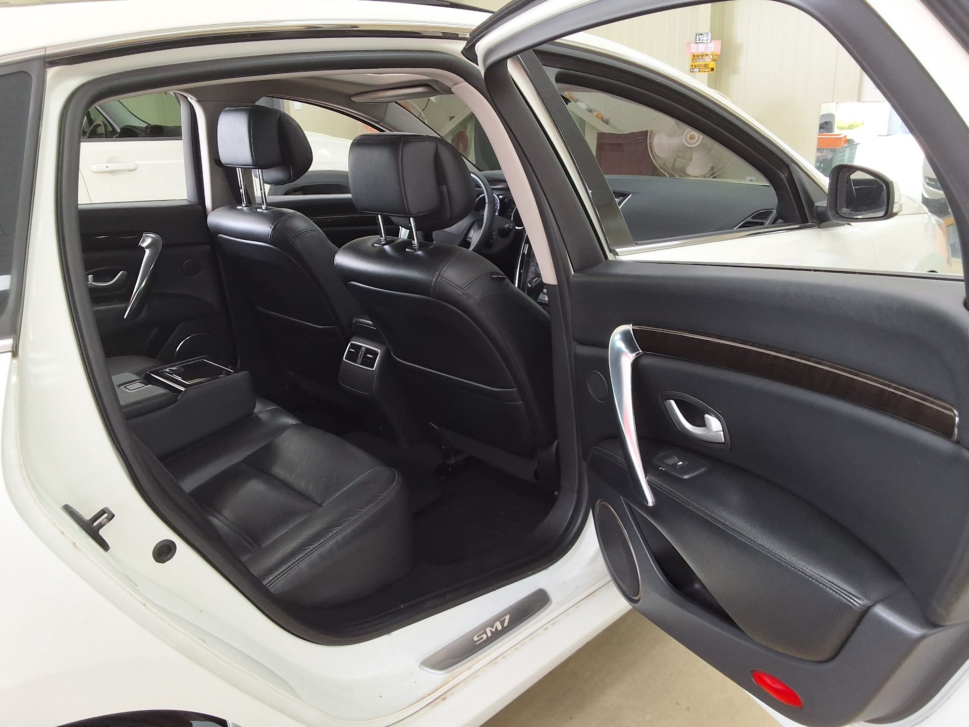 Renault Samsung SM7 2013 - Image 12