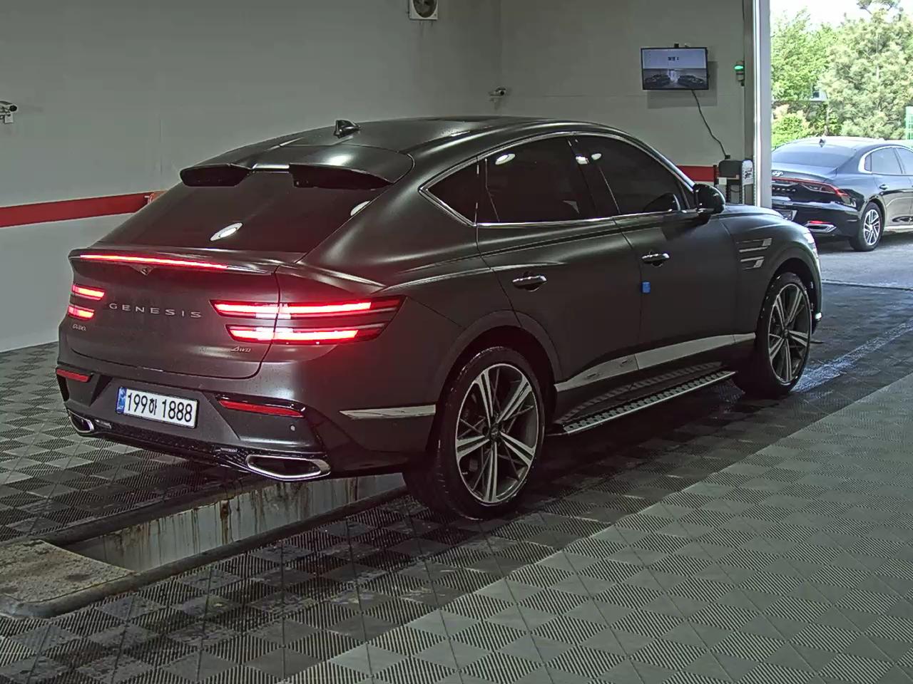 2024 - genesis gv80