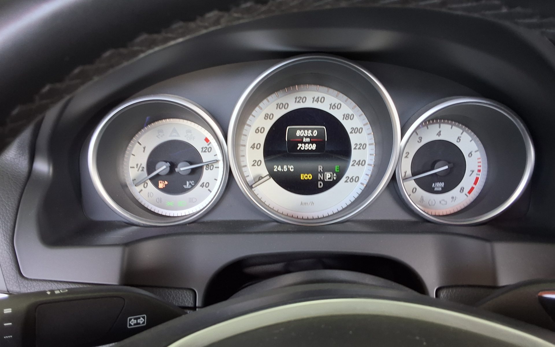 메르세데스-벤츠 E-클래스 2017 - 이미지 8