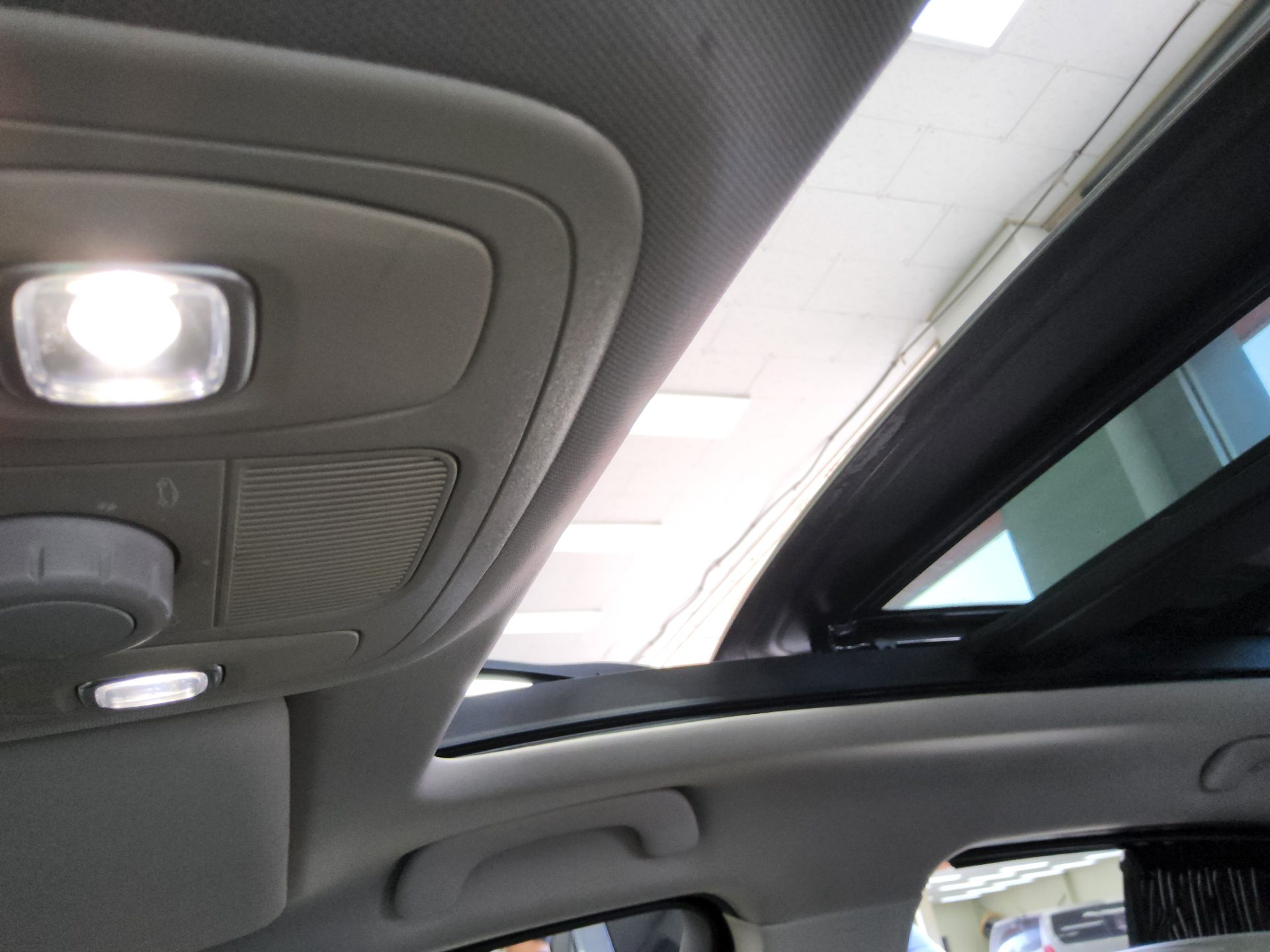 Renault Samsung SM6 2016 - Image 16