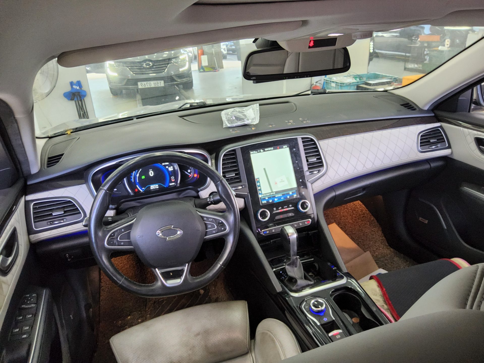 Renault Samsung SM6 2016 - Image 10