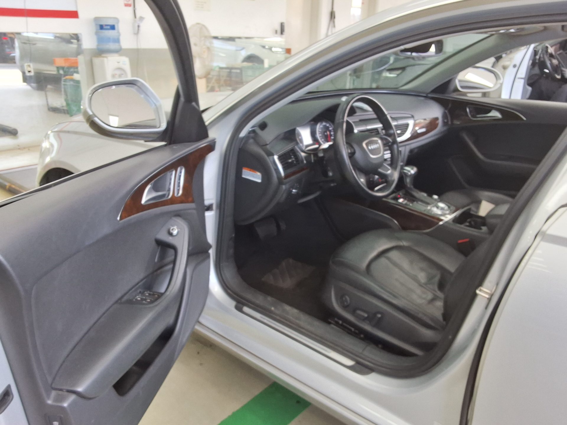 아우디 A6 2015 - 이미지 9