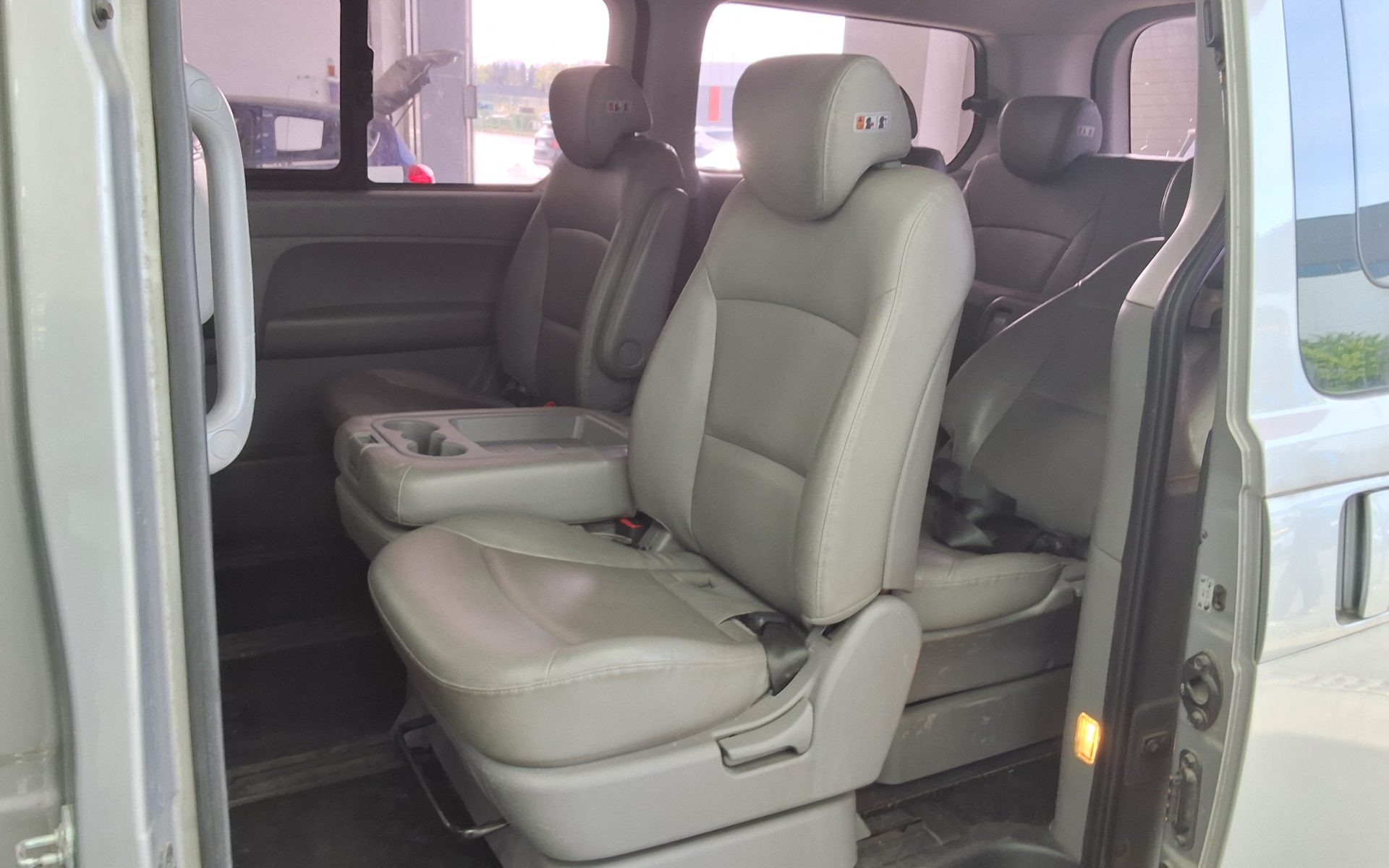 현대자동차 그랜드 스타렉스 2016 - 이미지 11