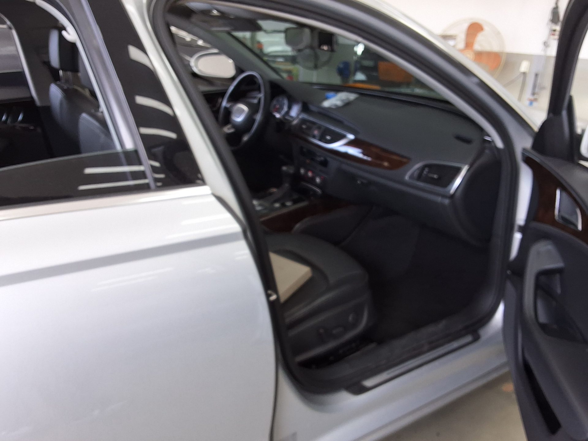 아우디 A6 2015 - 이미지 13