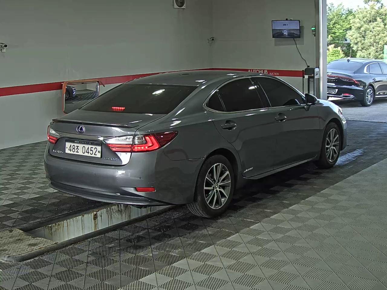 LEXUS ES 2017 - 이미지 4