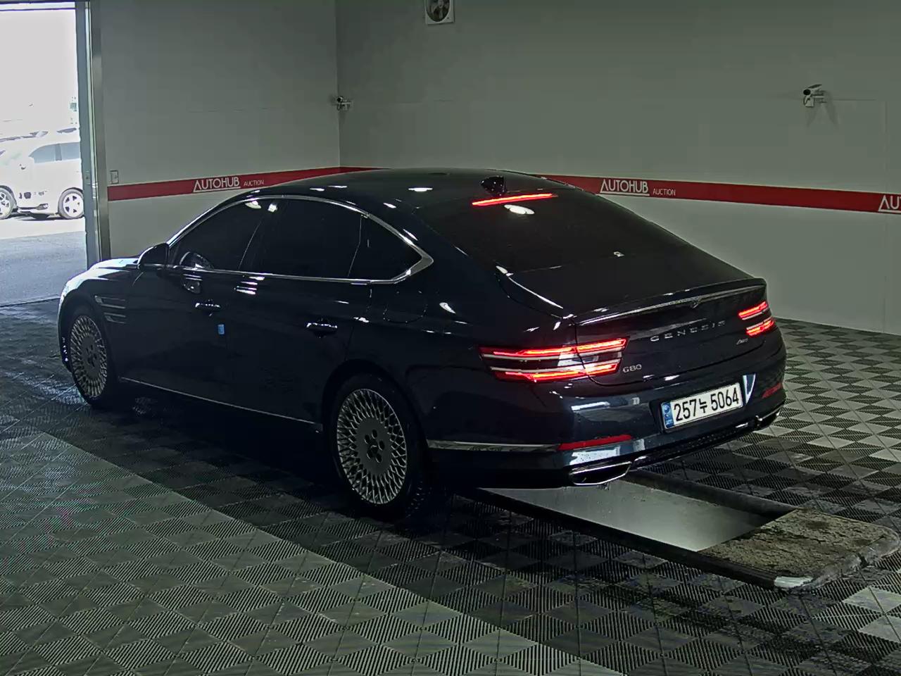 هيونداي جينيسيس 2021 - صورة 5