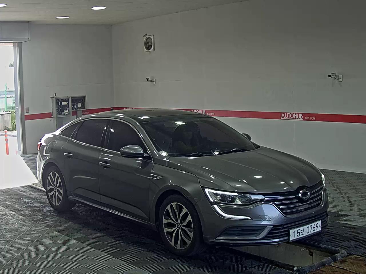 Renault Samsung SM6 2016 - Image 2