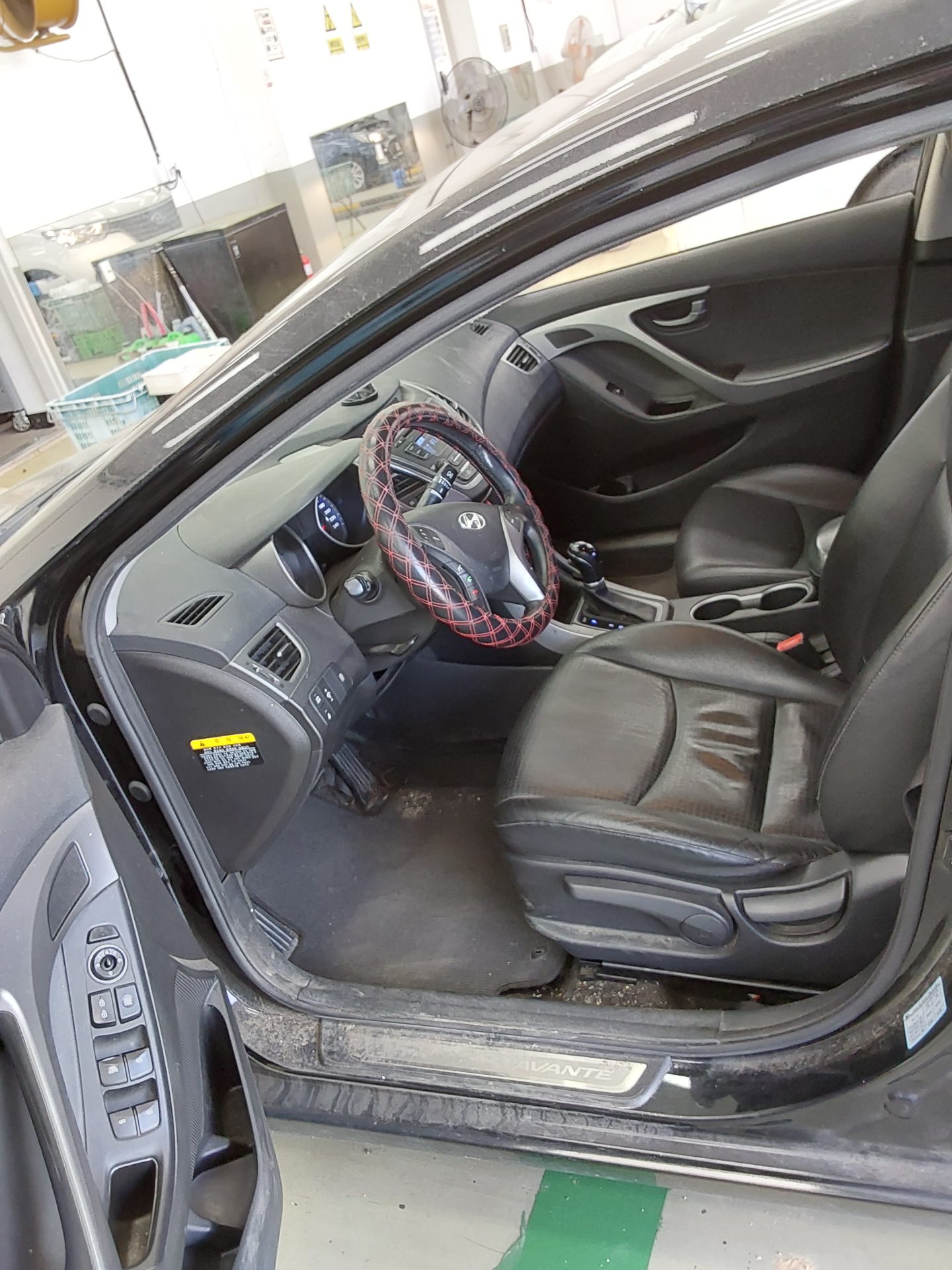 Hyundai Elantra 2014 - Image 9