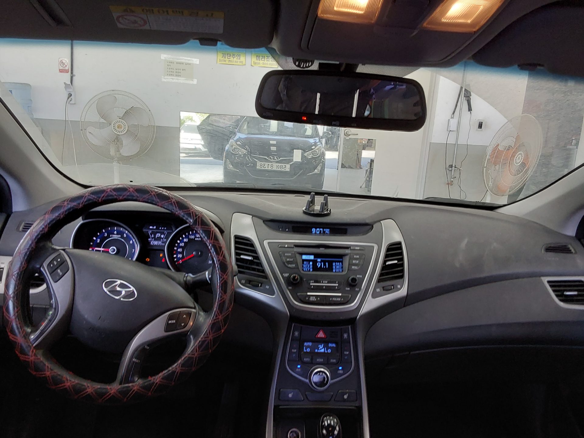 Hyundai Elantra 2014 - Image 10