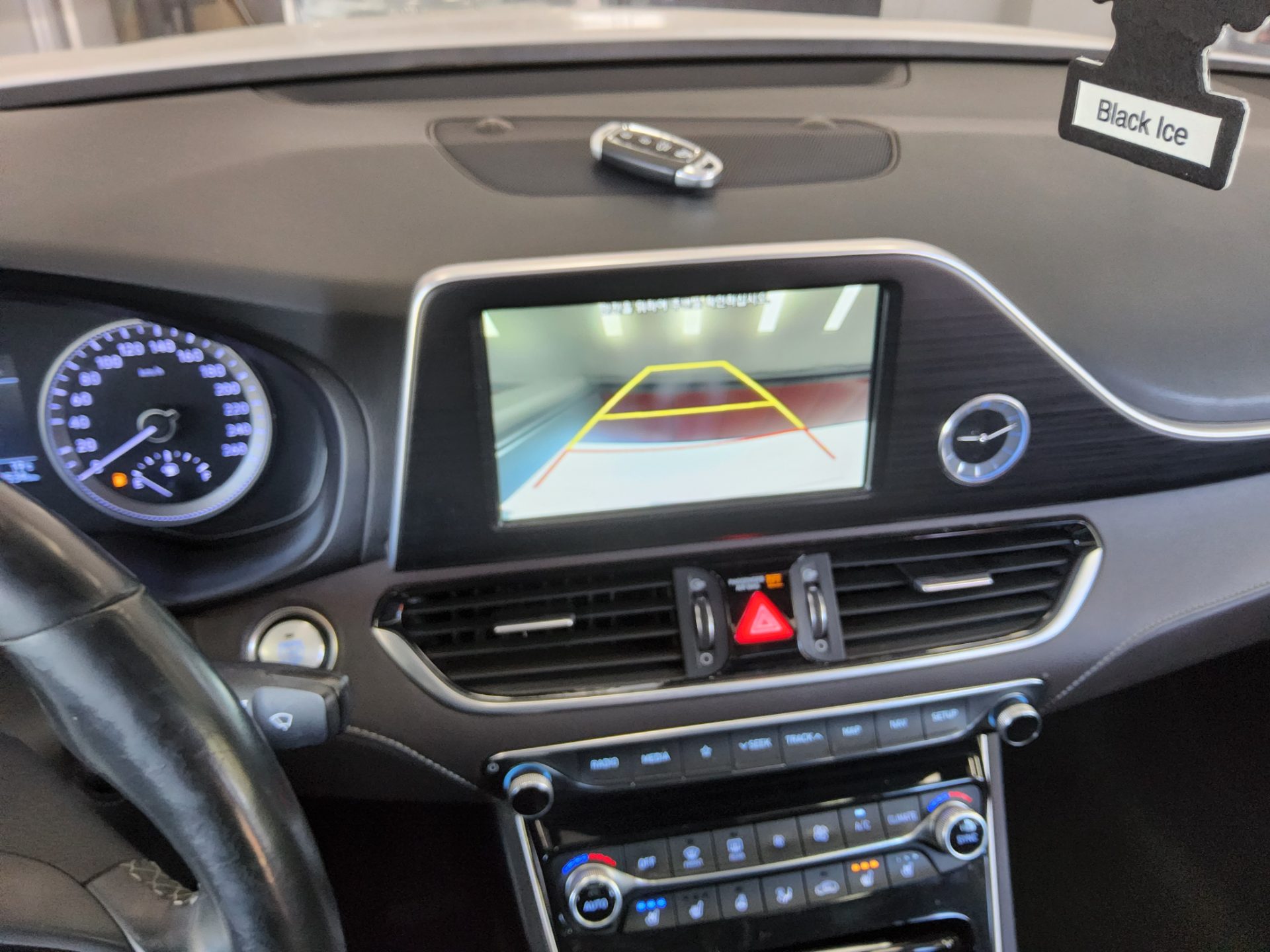 هيونداي جرانجر 2017 - صورة 16