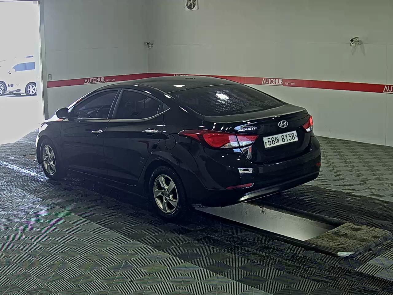 Hyundai Elantra 2014 - Image 5