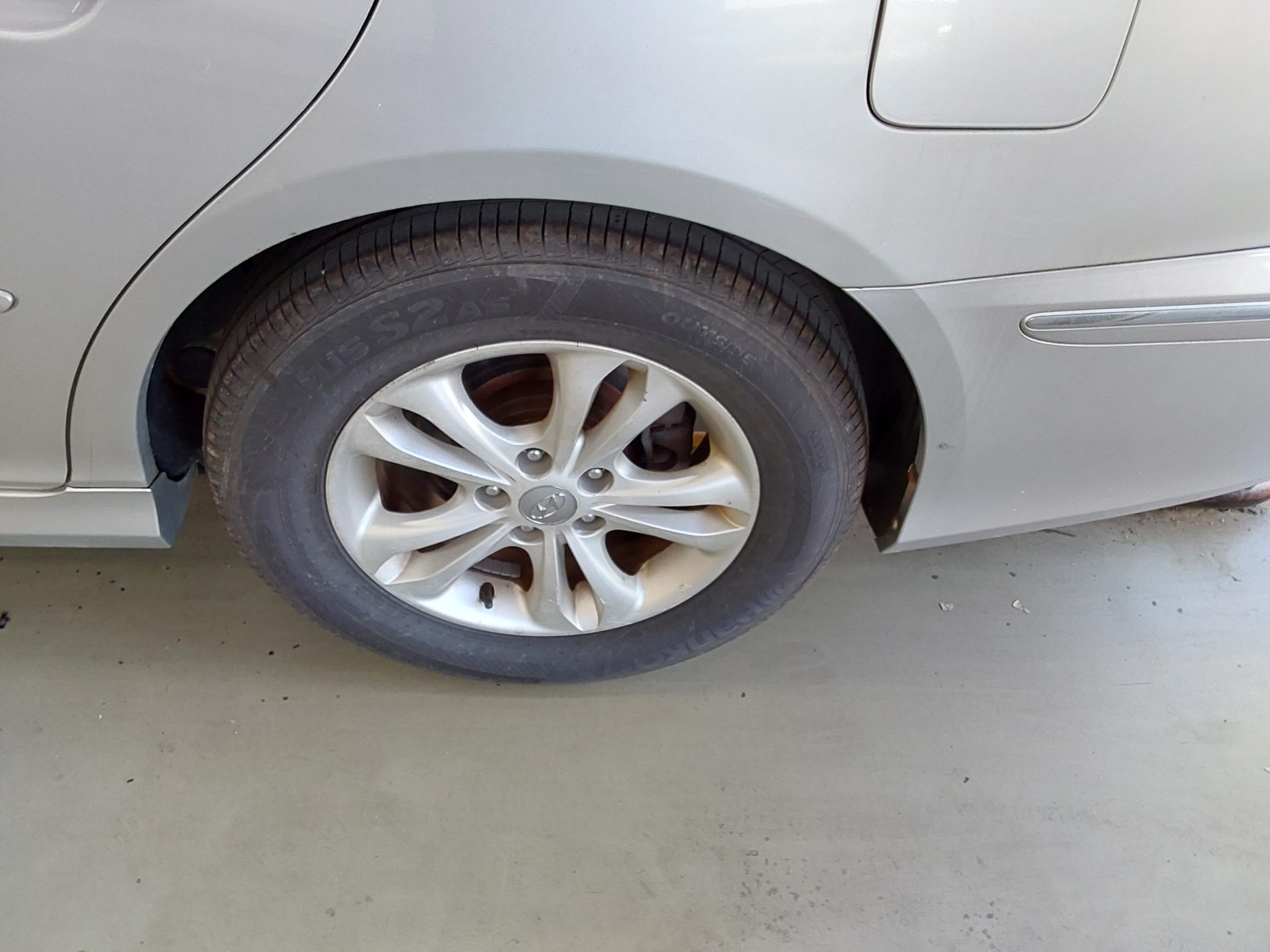 Hyundai Grandeur 2011 - Image 20