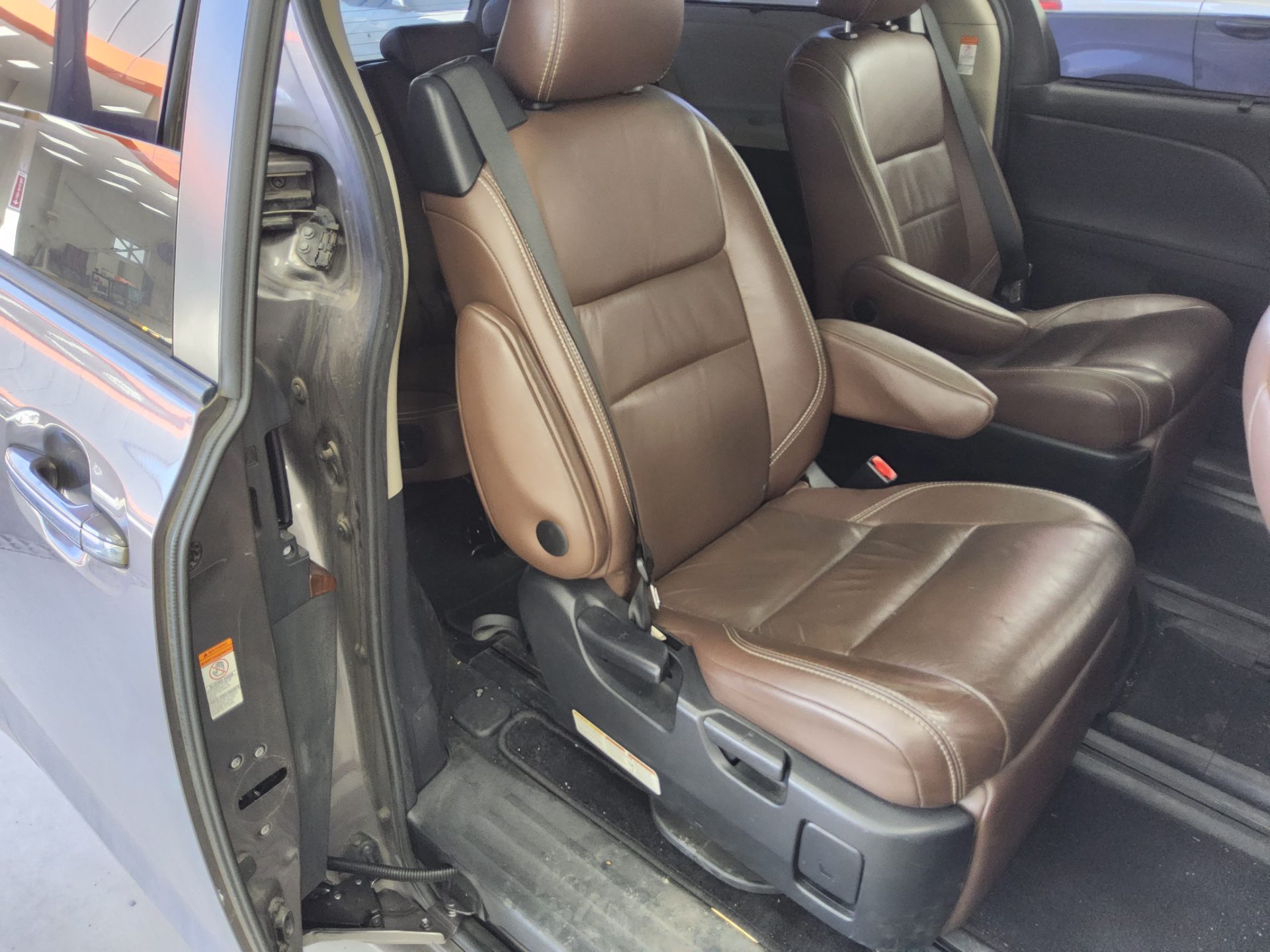 تويوتا سيينا 2016 - صورة 12