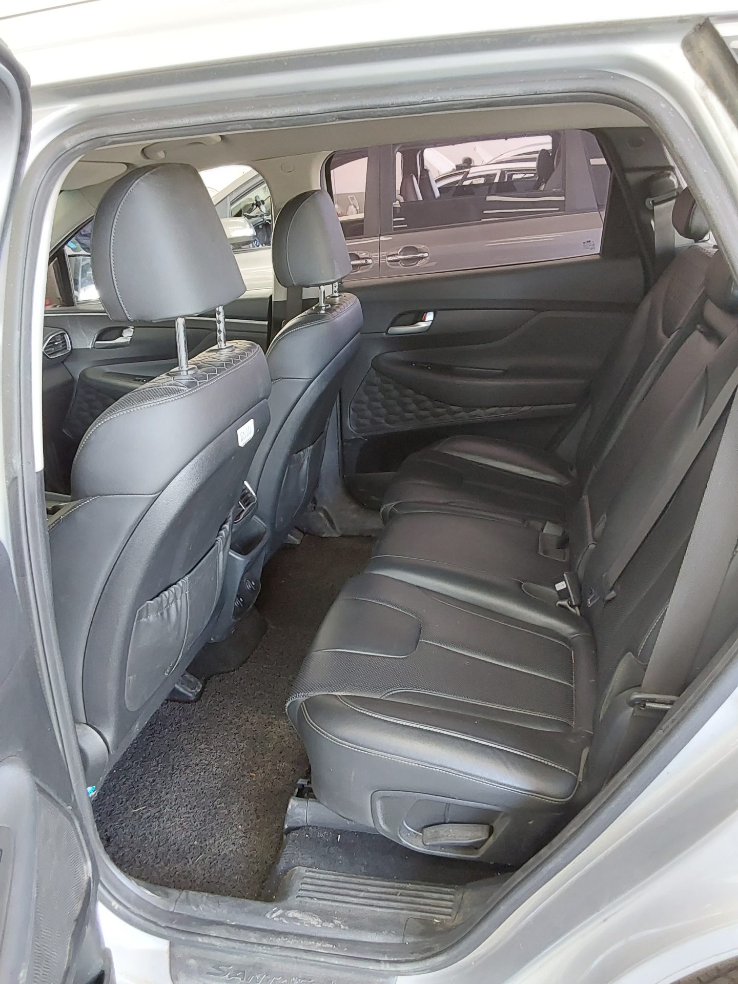 Hyundai Santa Fe 2019 - Image 11