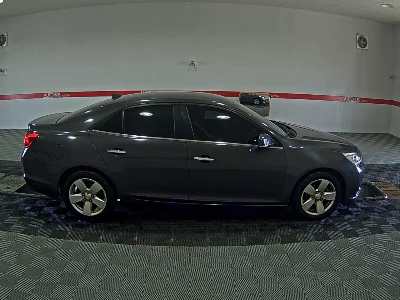 Chevrolet Malibu - 3