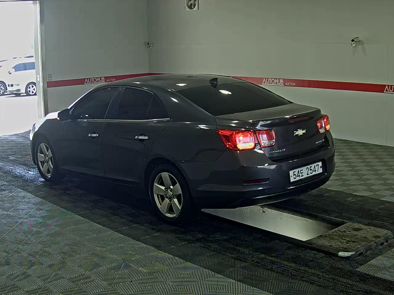 Chevrolet Malibu - 5