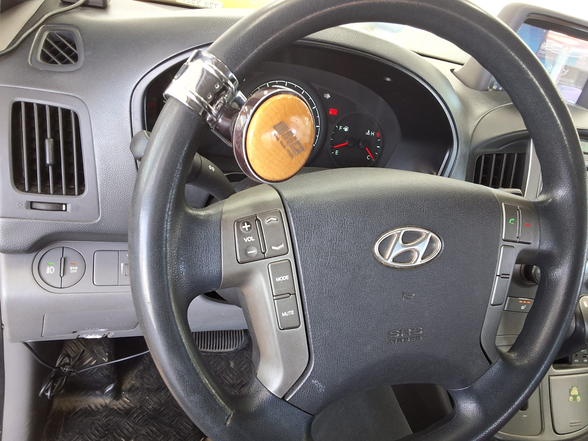 현대자동차 그랜드 스타렉스 2015 - 이미지 20