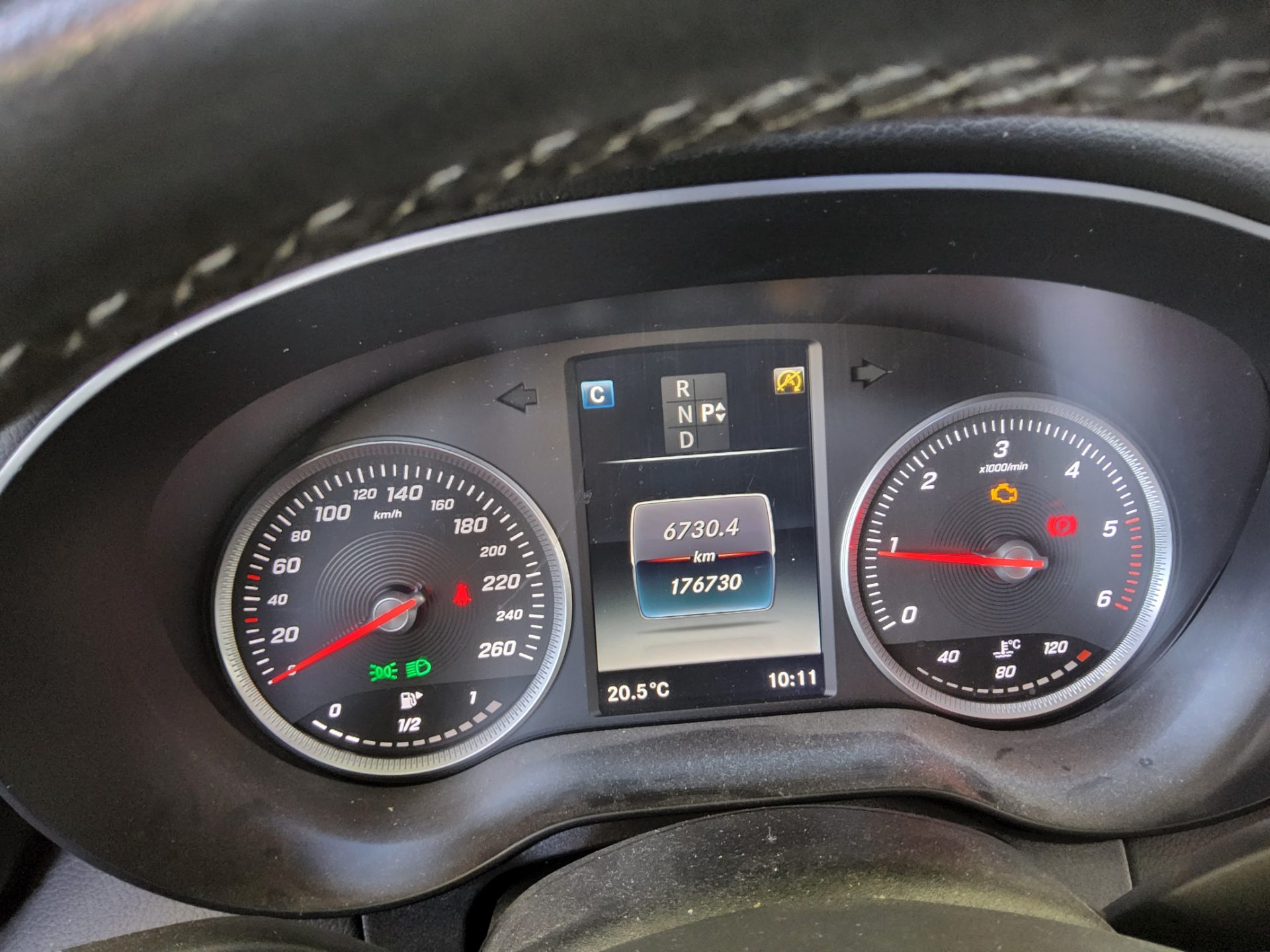 메르세데스-벤츠 C-클래스 2016 - 이미지 8