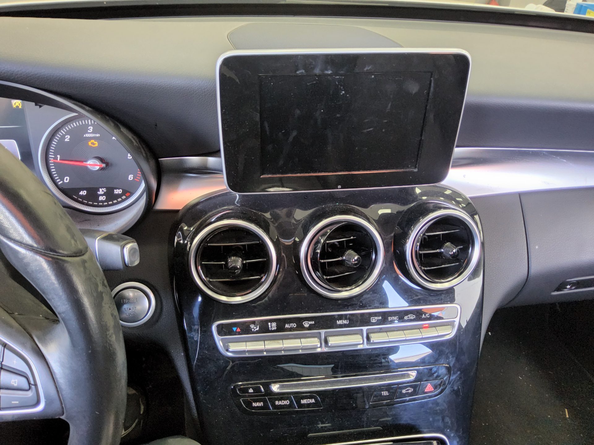 메르세데스-벤츠 C-클래스 2016 - 이미지 16