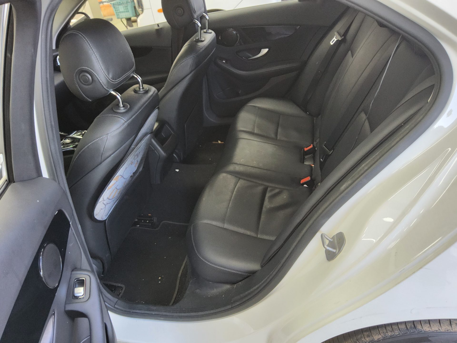 메르세데스-벤츠 C-클래스 2016 - 이미지 11